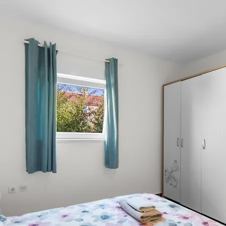 Tina Guest house