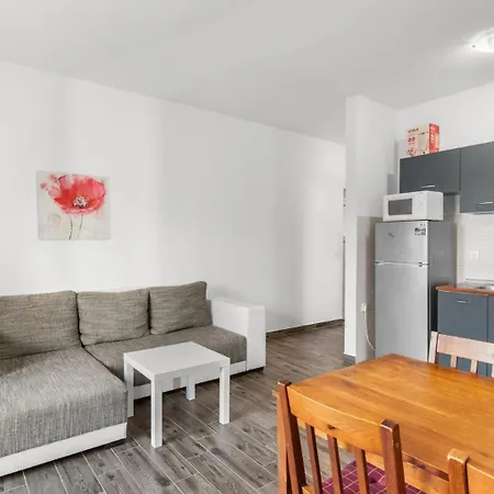 Guest house Tina Karpinjan